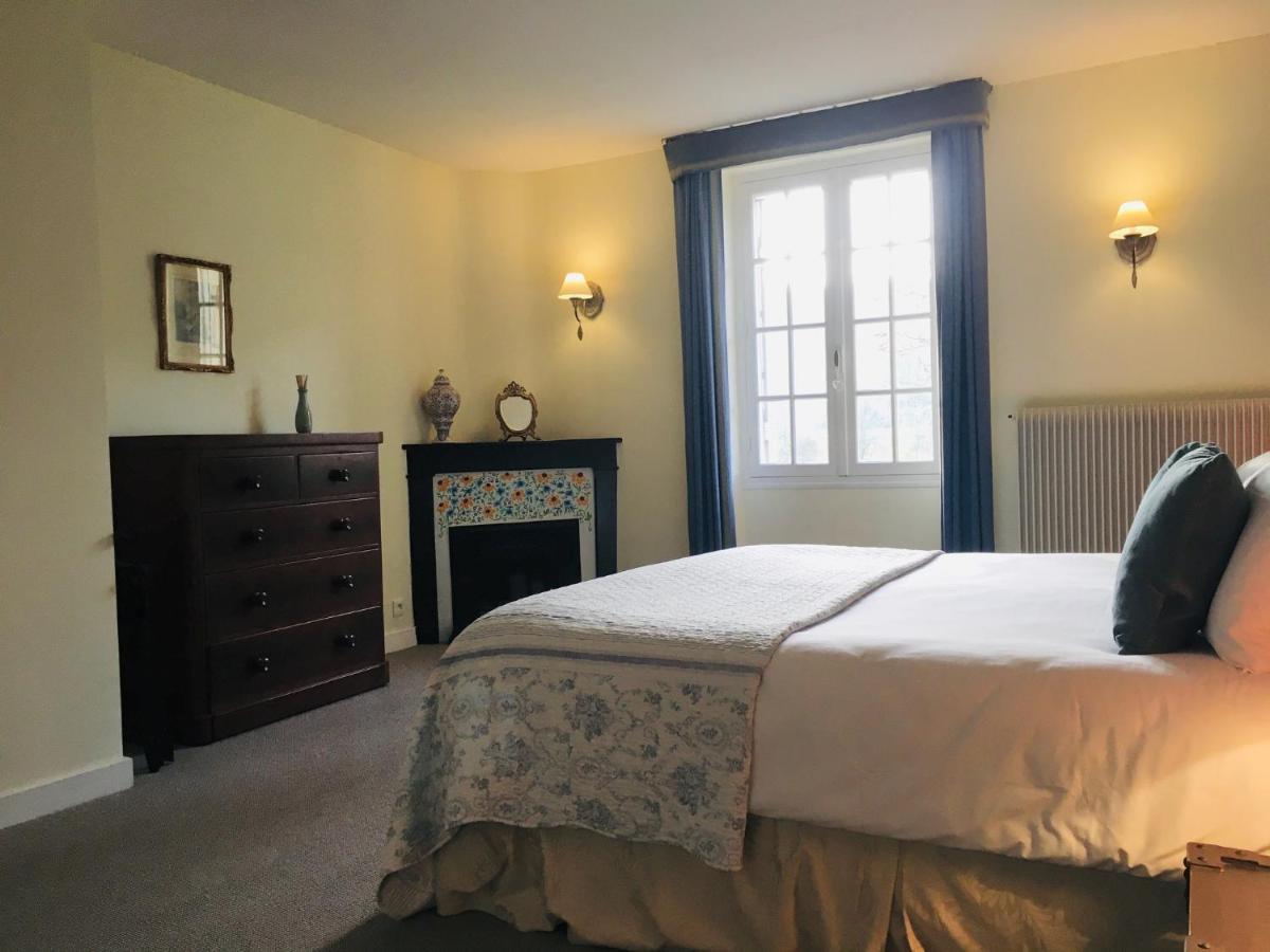 Manoir Du Bois Mignon Bed and Breakfast Le Fleix Exteriör bild
